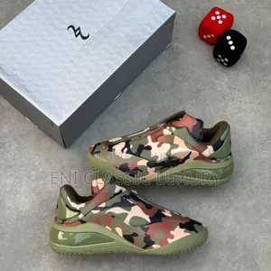 High Demand Luxury Men's Sneakers Converse Best Quality Well Branded