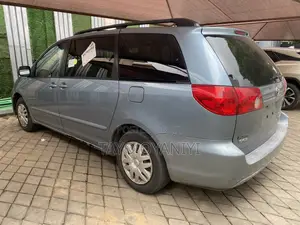 Toyota Sienna 2007 Blue
