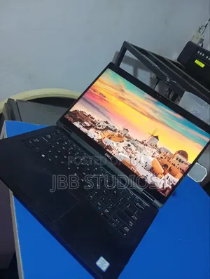 Laptop Dell Latitude 7390 2-in-1 16GB Intel Core i7 SSD 512GB