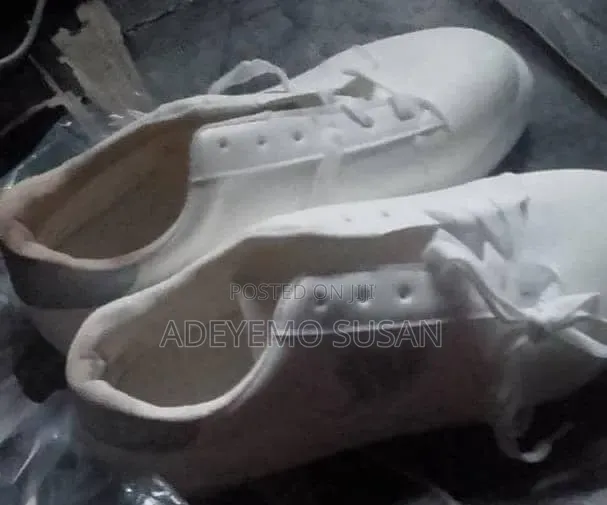 Women's Casual Sneakers