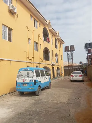 2bdrm Block of Flats in United Estate, Sangotedo for rent