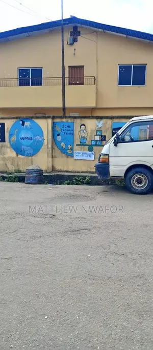 4bdrm Block of Flats in Onipetesi, Cement for sale