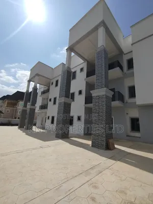 3bdrm Block of Flats in Guzape for sale