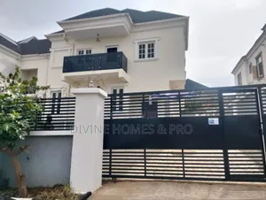 4bdrm Duplex in Admiralty, Asokoro for rent