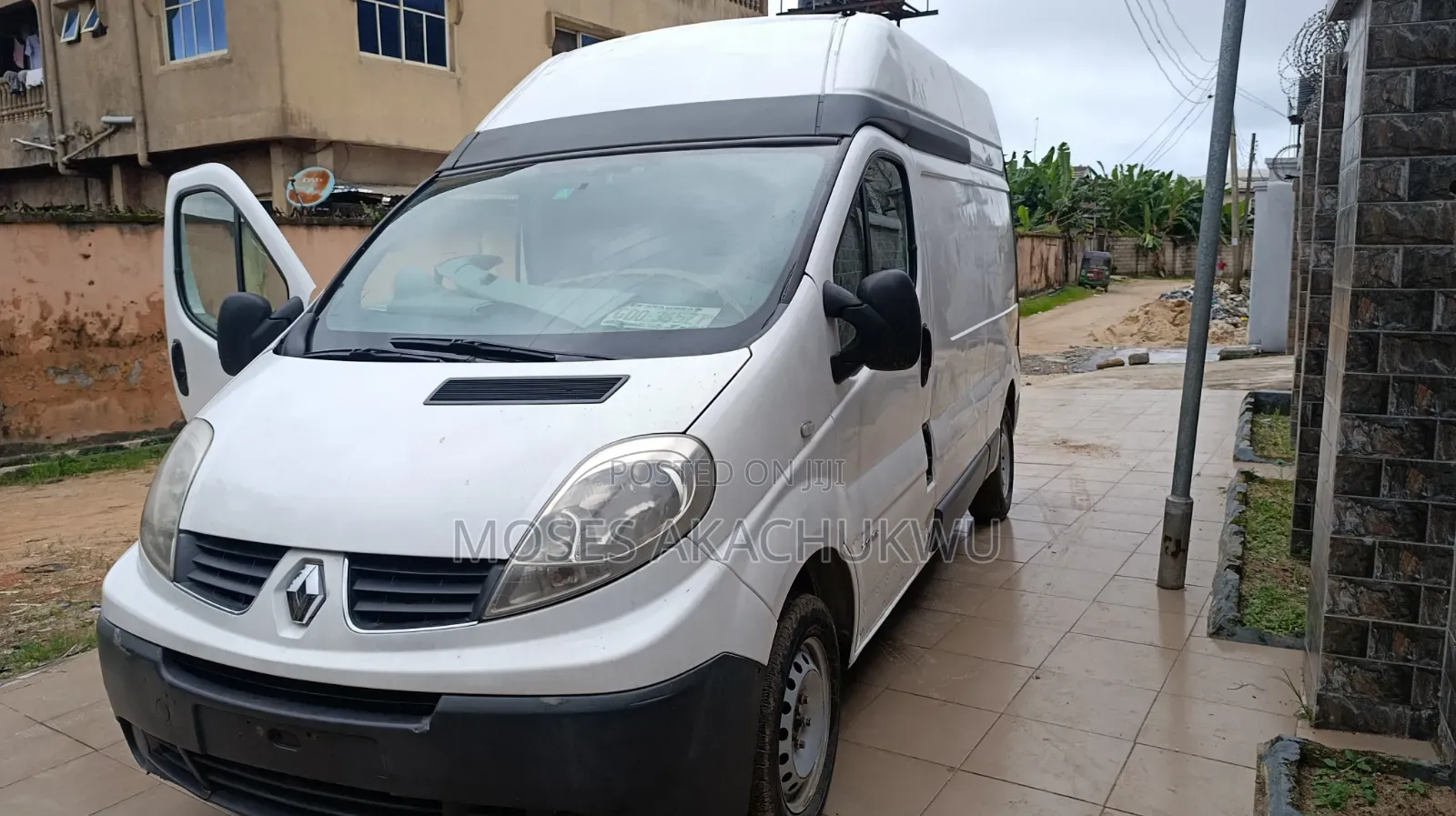 Renault Trafic 2005 White