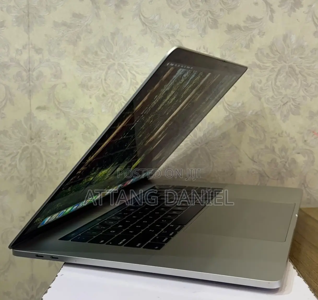 Laptop Apple MacBook Pro 2019 32GB Intel Core i9 SSD 512GB