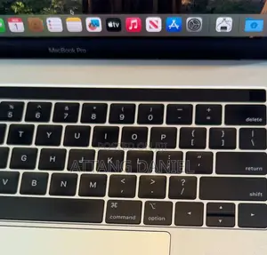 Laptop Apple MacBook Pro 2019 32GB Intel Core i9 SSD 512GB