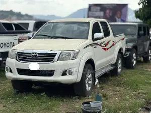 Toyota Hilux 2.0 VVT-i SRX 2012 White