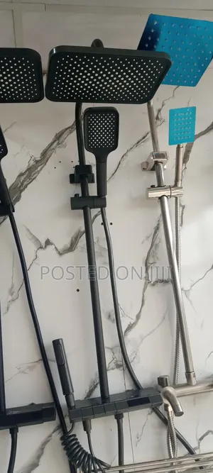 Piano Standing Shower With Temperature LED Control