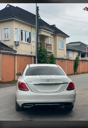 Mercedes-Benz C300 2015 White
