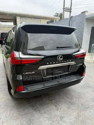 Lexus LX570 2022