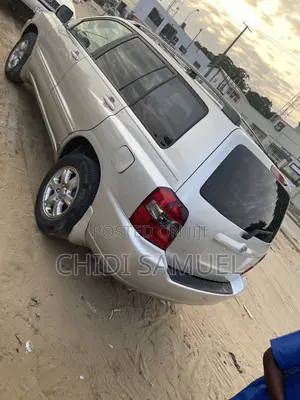 Toyota Highlander 2006 Silver