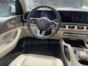 Mercedes-Benz GLE-Class 2021 White