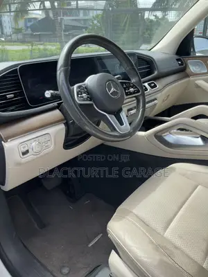 Mercedes-Benz GLE-Class 2021 White