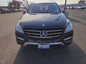 Mercedes-Benz M Class ML350 4MATIC 4dr SUV AWD (3.5L 6cyl 7A) 2014