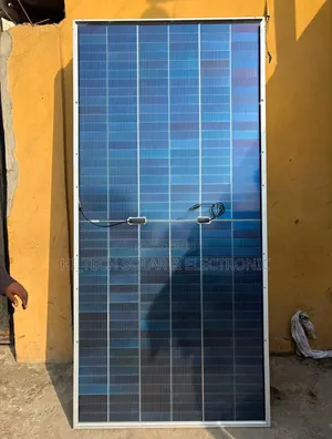 650 Watt Jinko Solar Panel - 264 Cells Available - 30yrs Warranty