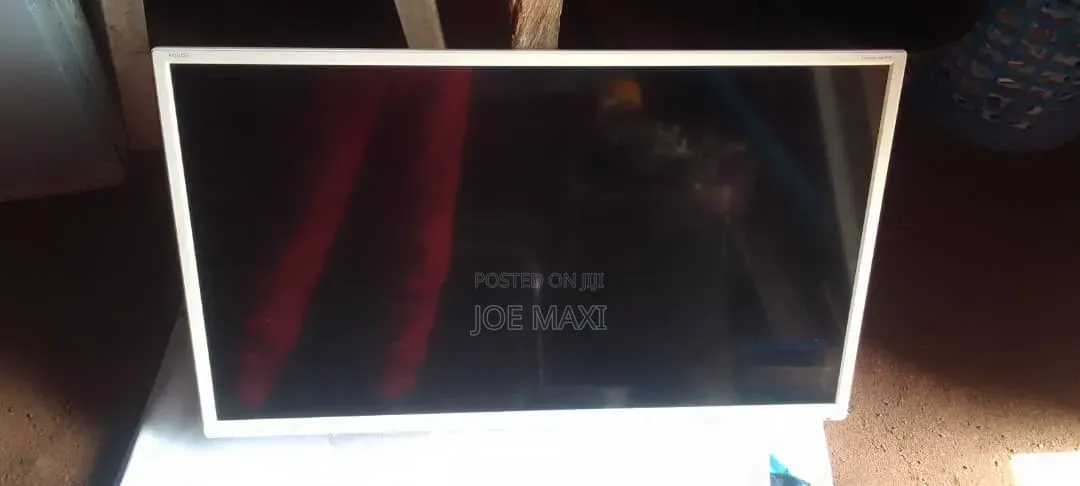 A Month Old Sharp 32inch Flat Screen TV
