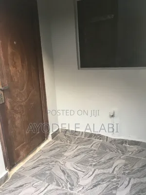 Mini Flat in Temidire Estate, Berger for rent