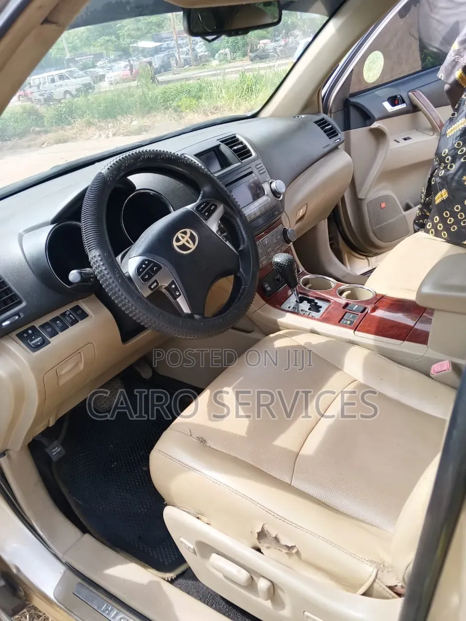 Toyota Highlander 2012 Gold