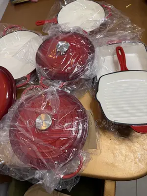 Quality Cooking Set of Pots and Frying Pan Available