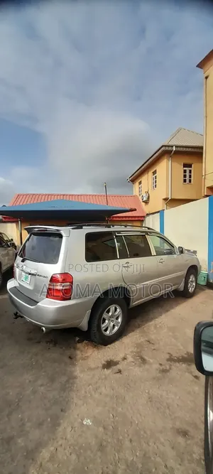 Toyota Highlander 2002 Silver