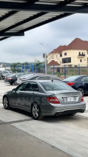 Mercedes-Benz C300 Luxury 4Matic Sedan AWD (3.5L 6cyl 7A) 2014 Gray