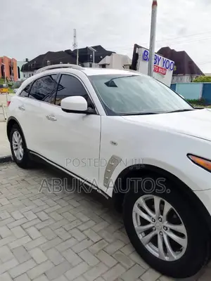 Infiniti FX35 Base 4x4 (3.5L 6cyl 7A) 2010 Black