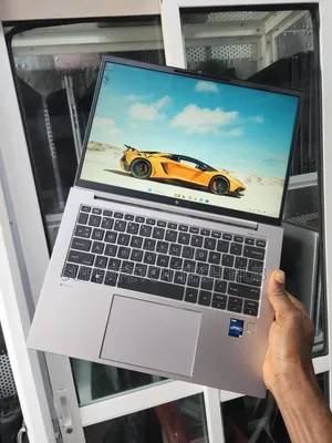 Laptop HP ZBook Firefly G9 16GB Intel Core i5 SSD 512GB