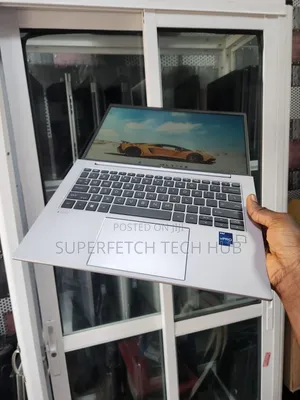 Laptop HP ZBook Firefly G9 16GB Intel Core i5 SSD 512GB