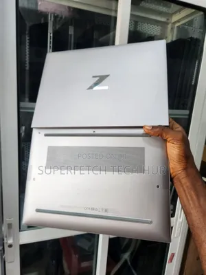 Laptop HP ZBook Firefly G9 16GB Intel Core i5 SSD 512GB