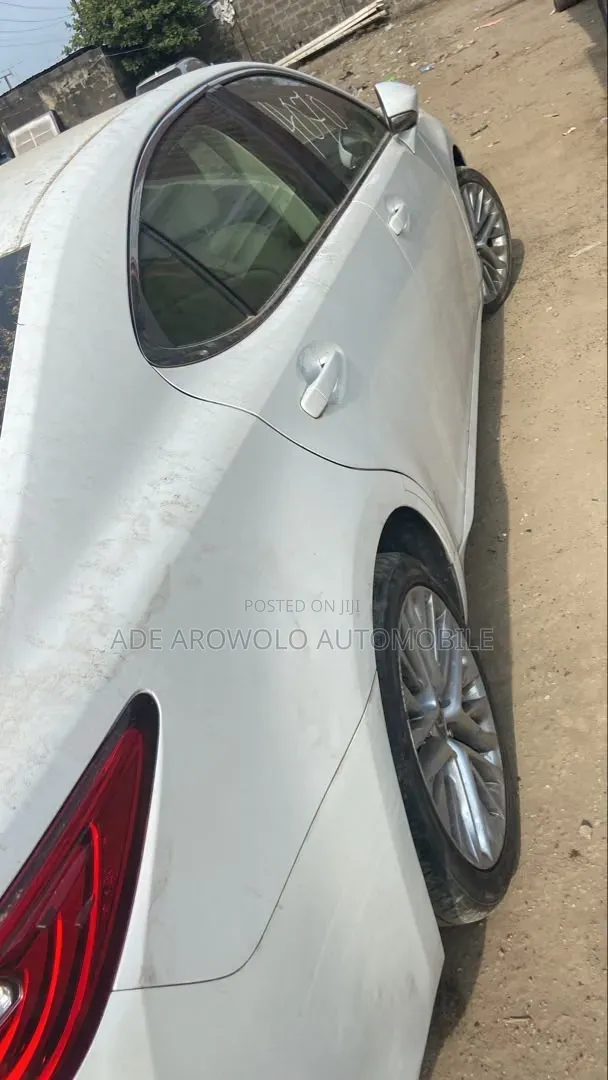 Lexus ES 2014 White