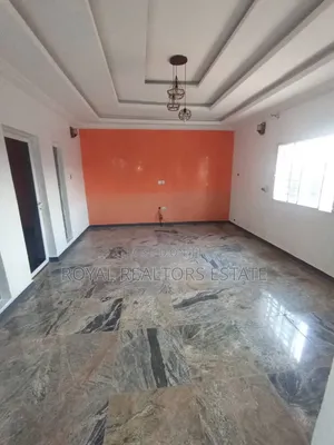 4bdrm Bungalow in Close To Apo Kabusa for rent