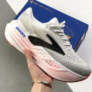 Men's and Women's Brooks Glycerin Max Gym Sport Shoe