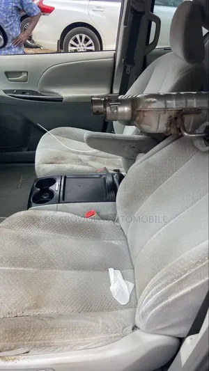 Toyota Sienna 2011 Gray