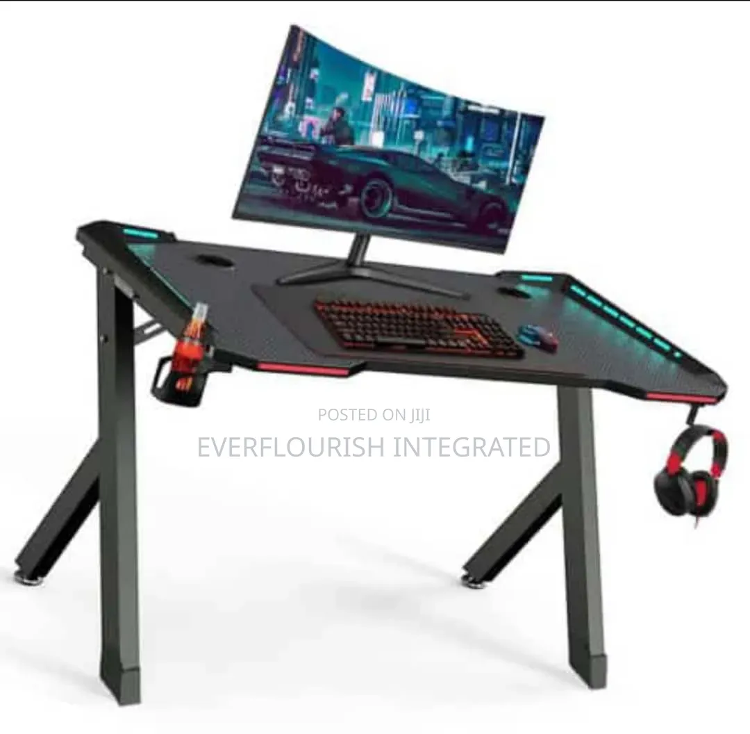 Gaming Table/Desk 1.2m