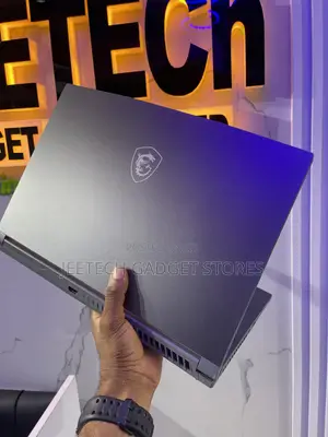 Laptop MSI GF65 Thin 10UE 16GB AMD Ryzen 9 SSD 1T