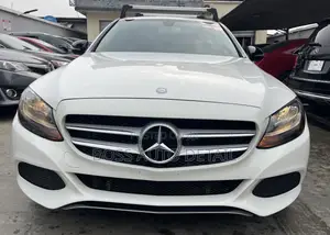 Mercedes-Benz C300 Sport 4dr AWD 4Matic Sedan (2.0L 4cyl 7A) 2015 White
