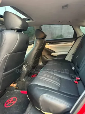 Honda Accord 2018 Red