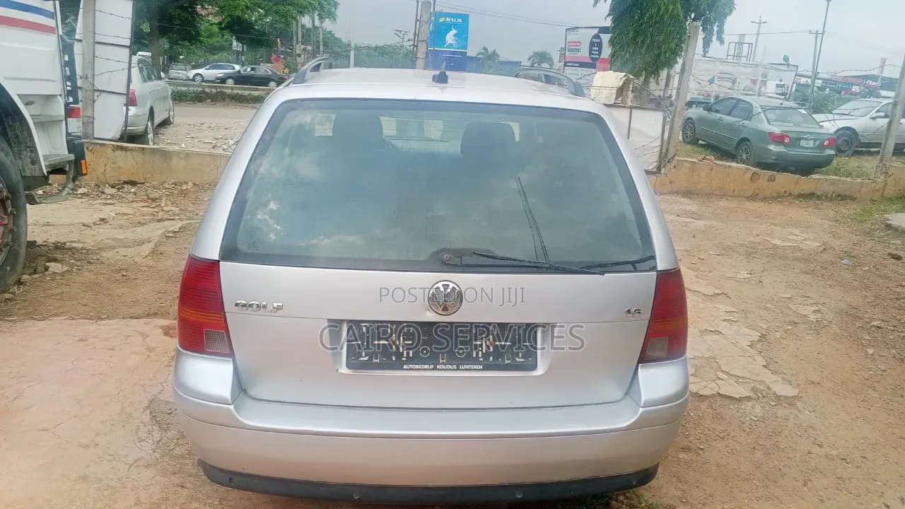 Volkswagen Golf 2004 Silver