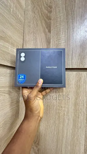 New Samsung Galaxy Z Fold8 512 GB Black