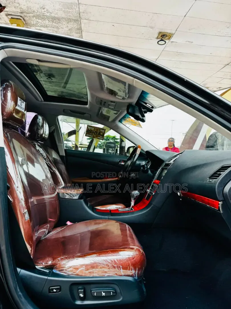 Lexus ES 2012 Black