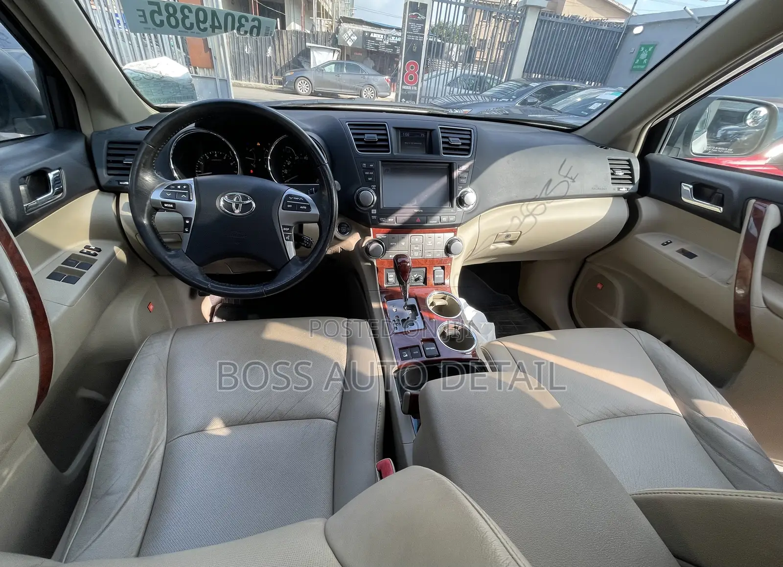Toyota Highlander Limited 2011 White
