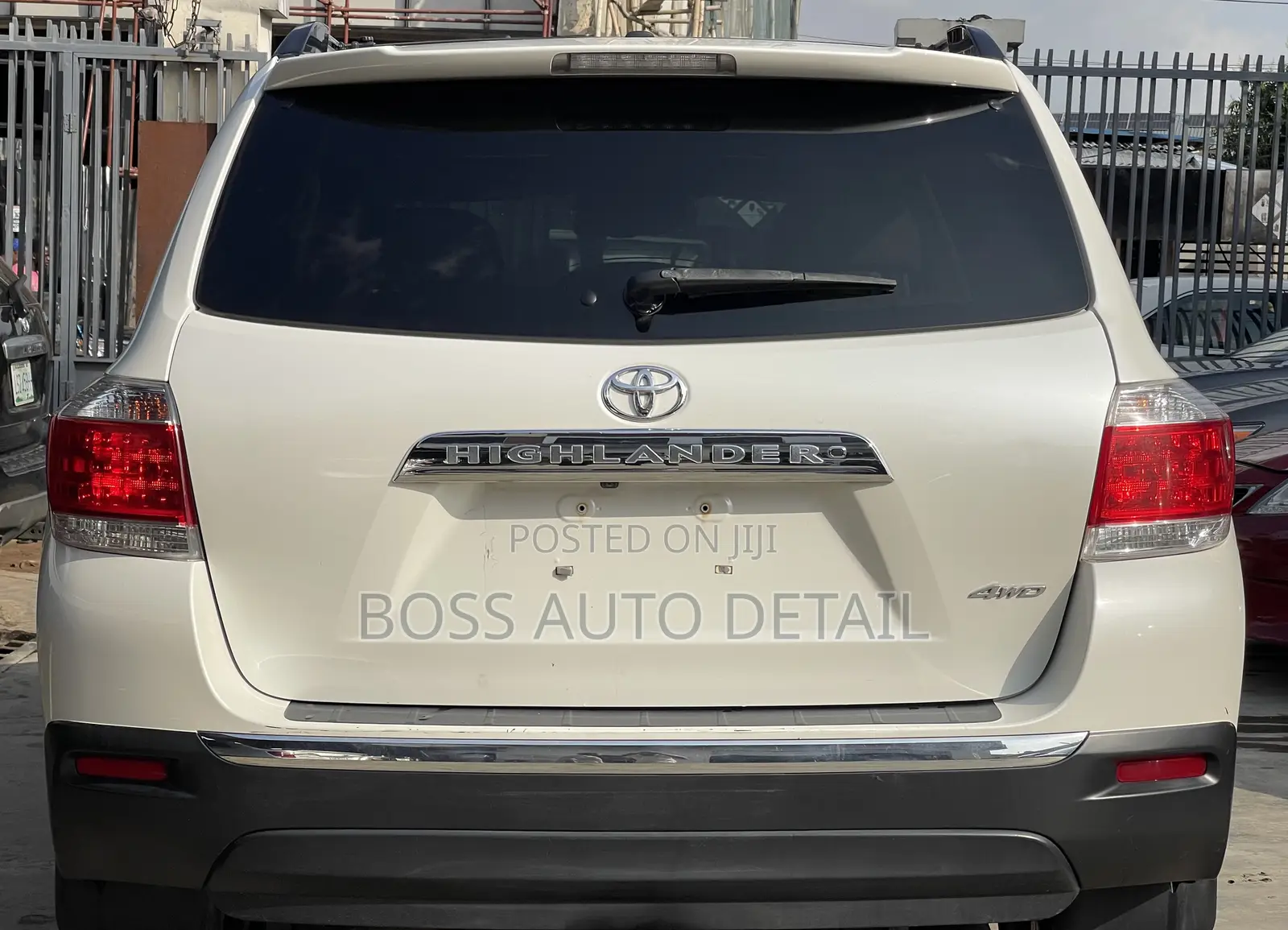 Toyota Highlander Limited 2011 White
