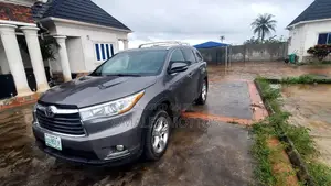 Toyota Highlander 2015 Gray
