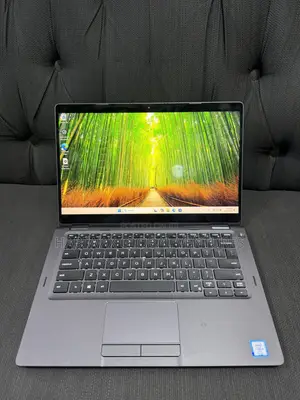 Laptop Dell Latitude 5300 2-in-1 16GB Intel Core i5 SSD 256GB