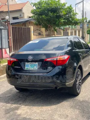 Toyota Corolla LE 4dr Sedan (1.8L 4cyl CVT) 2016 Black