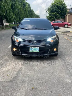 Toyota Corolla LE 4dr Sedan (1.8L 4cyl CVT) 2016 Black