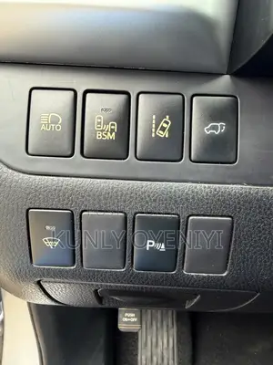 Toyota Highlander Limited V6 4x2 (3.5L 6cyl 6A) 2016 Silver