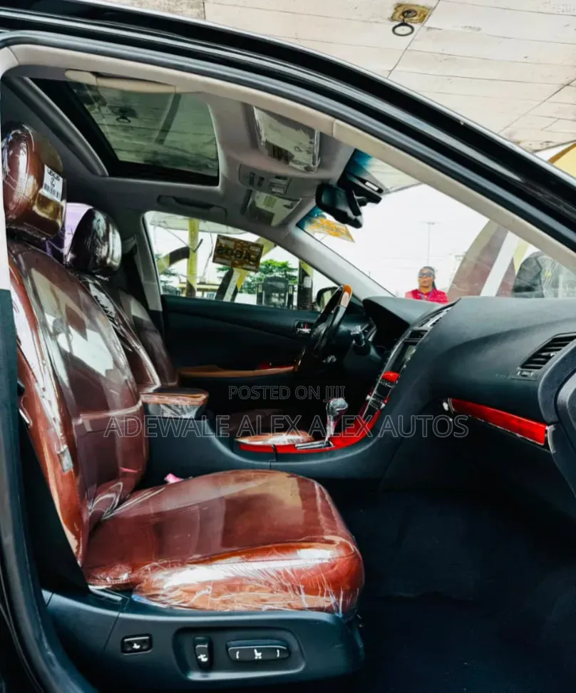 Lexus ES 2012 Black