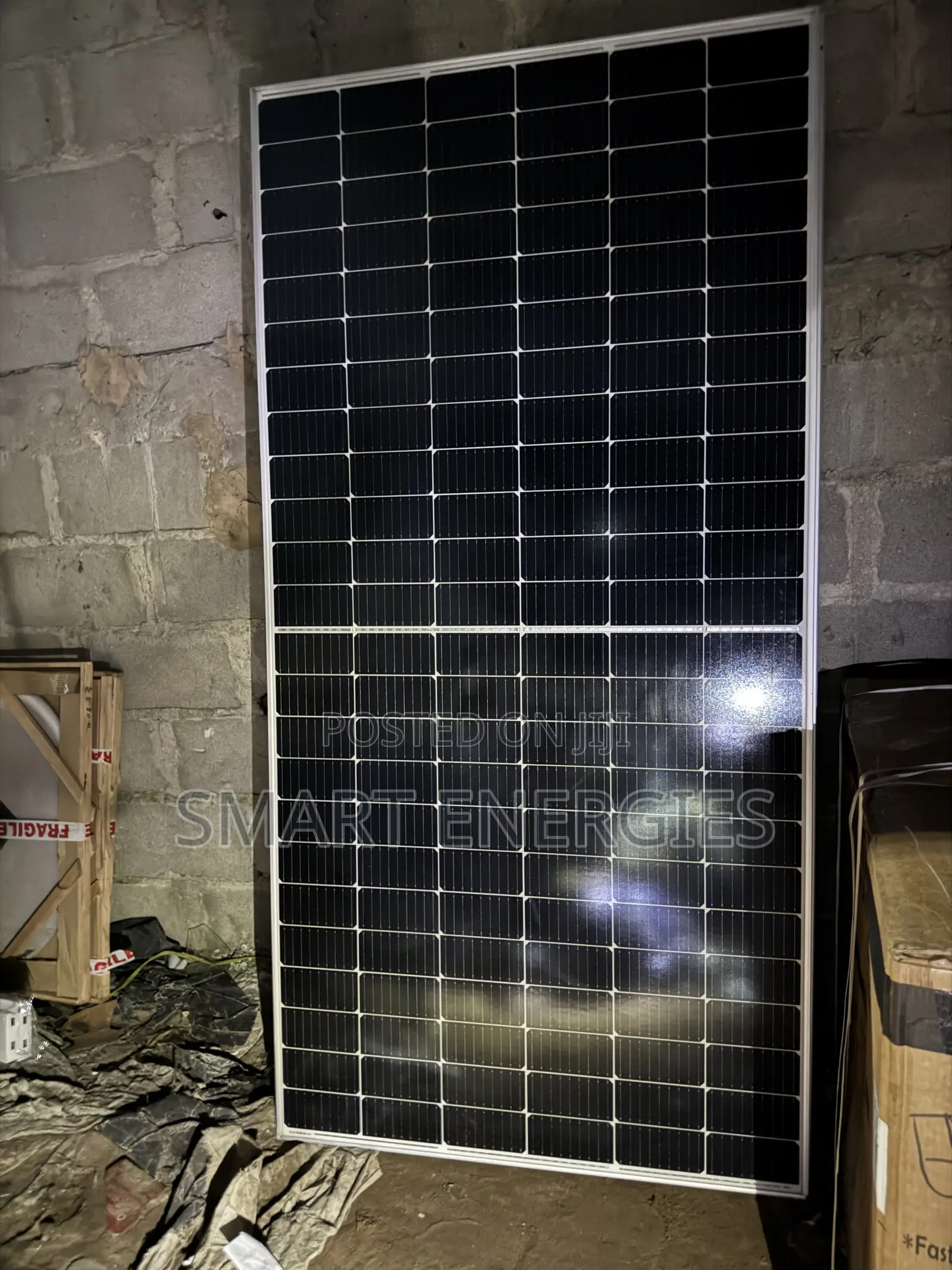 550watts Jinko 144cells Mono Halfcut Solar Panel